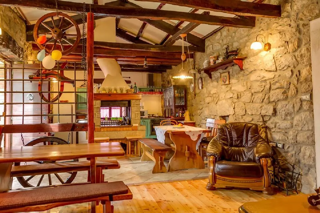 House Grgurincici 0*, Roc Croatia